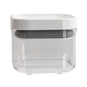 Christiania 1739 Pantry Oppbevaring m/Tett Lokk 0,5L, romslig oppbevaringsboks i gjennomsiktig MS-plast med lufttett lokk for sikker matoppbevaring.