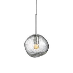 Hadeland Glassverk Crystal Stone pendellampe i klart glass, elegant design med moderne baldakin og dimbar pæreanbefaling.