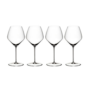 Riedel Veloce vinglass i en elegant 4-pakning, perfekte for å nyte syrefriske rødviner.