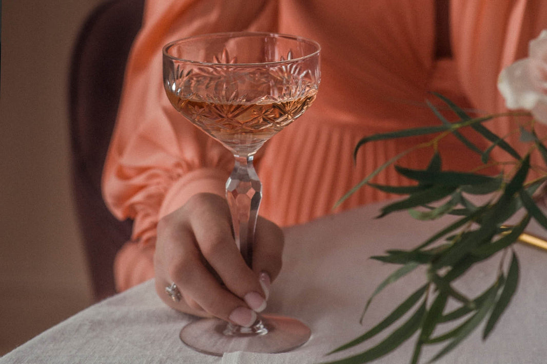 Antrekk til bryllup – alt du må vite om kjoler, ringer og dresscode