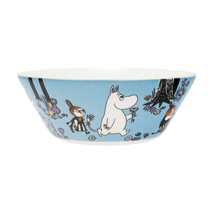 Mummi bolle med «Venner for alltid» motiv i 15 cm størrelse, ideell for frokost, suppe og dessert. Fargerik bolle med koselige karakterer.