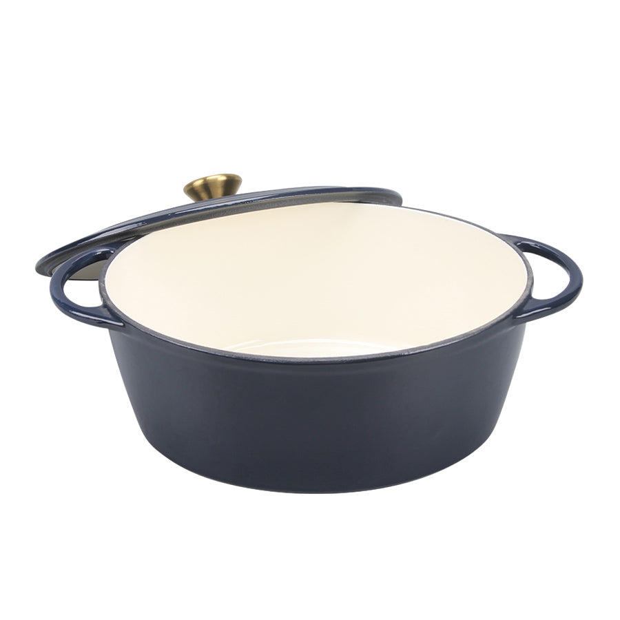 Christiania 1739 Støpejernsgryte Oval 5L Mørk Blå uten lokk, romslig innvendig plass for matlaging, ideell til familiemiddager.