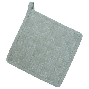 Christiania Glasmagasin Gryteklut Grønn 20x20cm, quilted pot holder in a soft green tone, ideal for kitchen use, combining functionality and style.