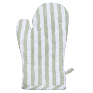 Grytevott fra CHRISTIANIA GLASMAGASIN, modellen Christiania Glasmagasin Grytevott 18x28cm Striper Lys Grønn/Hvit, laget av 100% bomull med et dekorativt stripemønster i lys grønn og hvit, designet for effektiv varmebeskyttelse i kjøkkenet.
