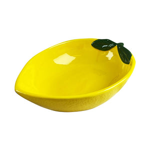 Fargerik sitronskål i keramikk fra Capri Collection med grønn bladdetalj, diameter 19 cm, perfekt til servering av mat.