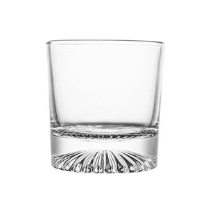 Elegant Christiania 1739 31 cl whiskeyglass med solid bunn, designet for å fremheve innholdet, perfekt til servering av whiskey.