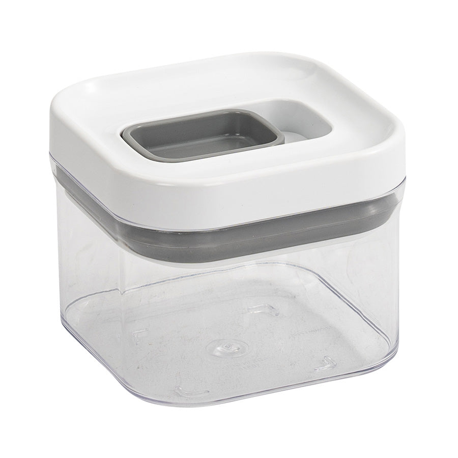 Christiania 1739 Pantry Oppbevaring m/Tett Lokk 0,5L, praktisk oppbevaringsboks i gjennomsiktig plast med en tett lokk for å holde innholdet ferskt.