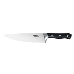 ClassicPro universalkokkekniv på kjøkkenbenk med moderne design og ergonomisk håndtak.