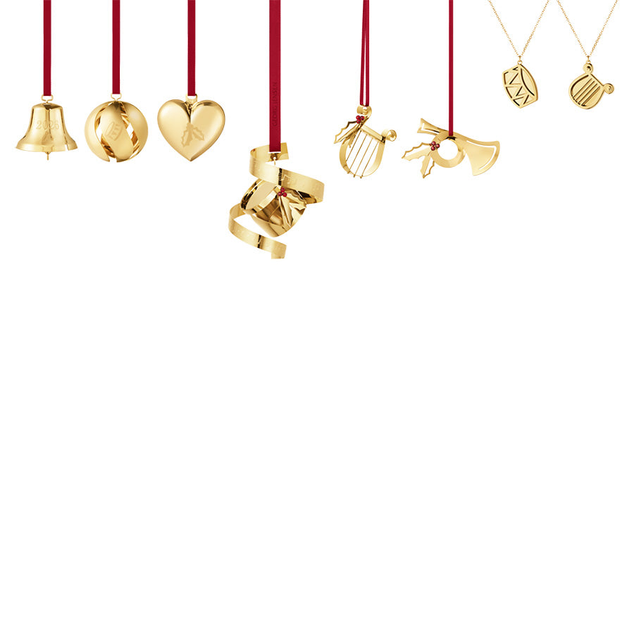 Georg Jensen ornamentsett 2026 med alle åtte designene i 18 kt forgylt messing og sinklegering