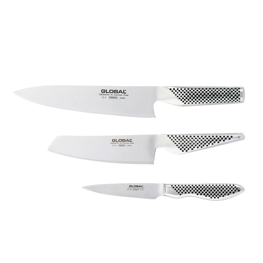 Global knivsett med tre kniver: G-2 kokkekniv, GS-5 grønnsakskniv og GS-38 skrellekniv