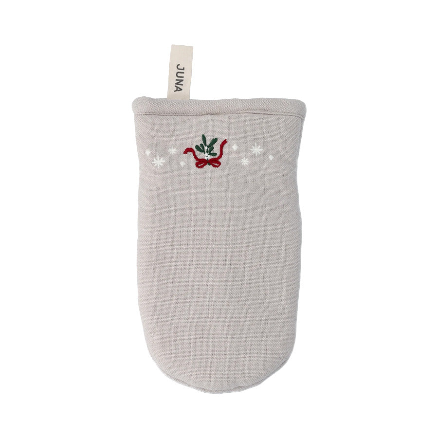 JUNA Christmas Fable grillvott i sandfarget tekstil med brodert mistelteinmotiv og hvite julestjerner