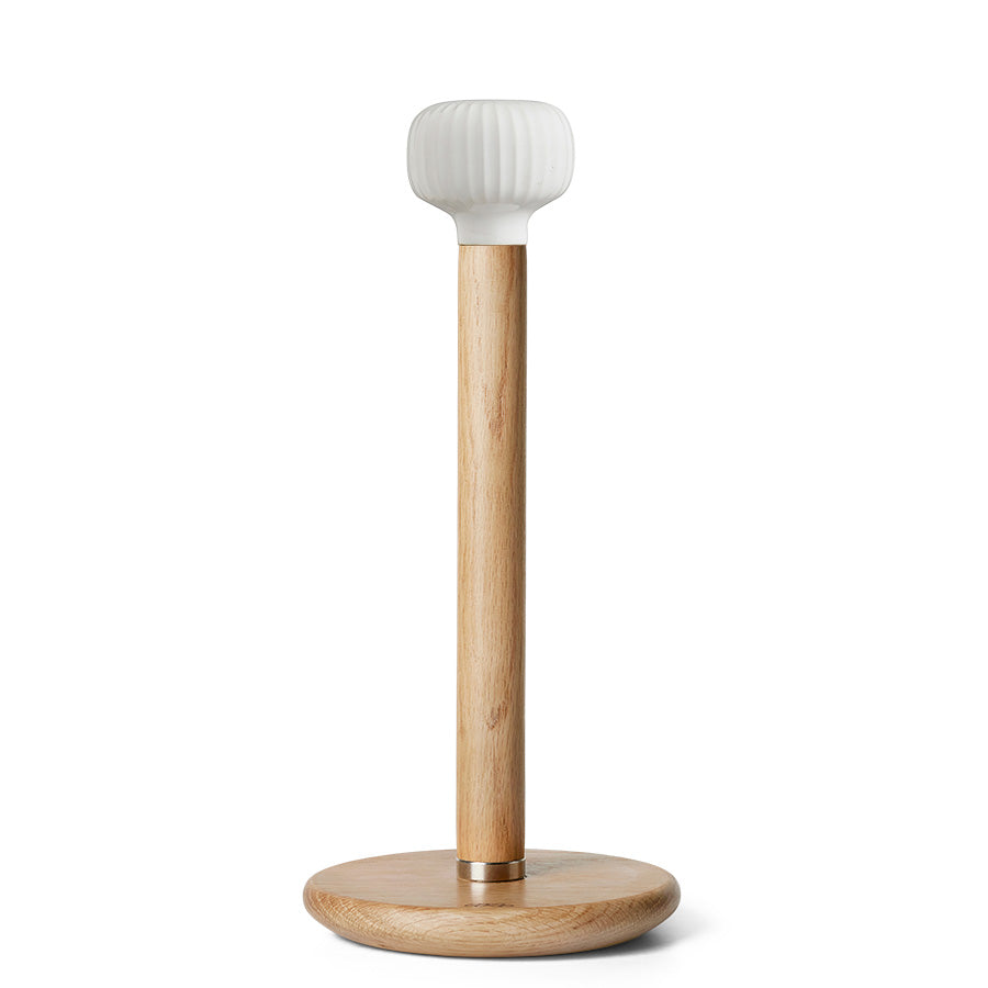 Kähler Hammershøi Kjøkkenrullholder 31cm Hvit, elegant kombinert hvit keramikk og FSC®-sertifisert oljet eik, praktisk kjøkkenrullholder med ikoniske Hammershøi-riller.