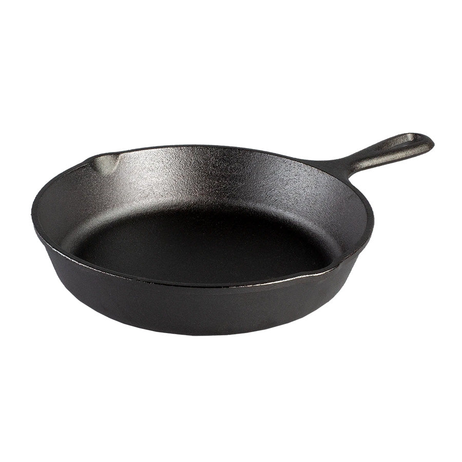 Lodge støpejernspanne med naturlig non-stick overflate på 24 cm, perfekt for allsidig matlaging, inkludert steking av kjøtt og baking.