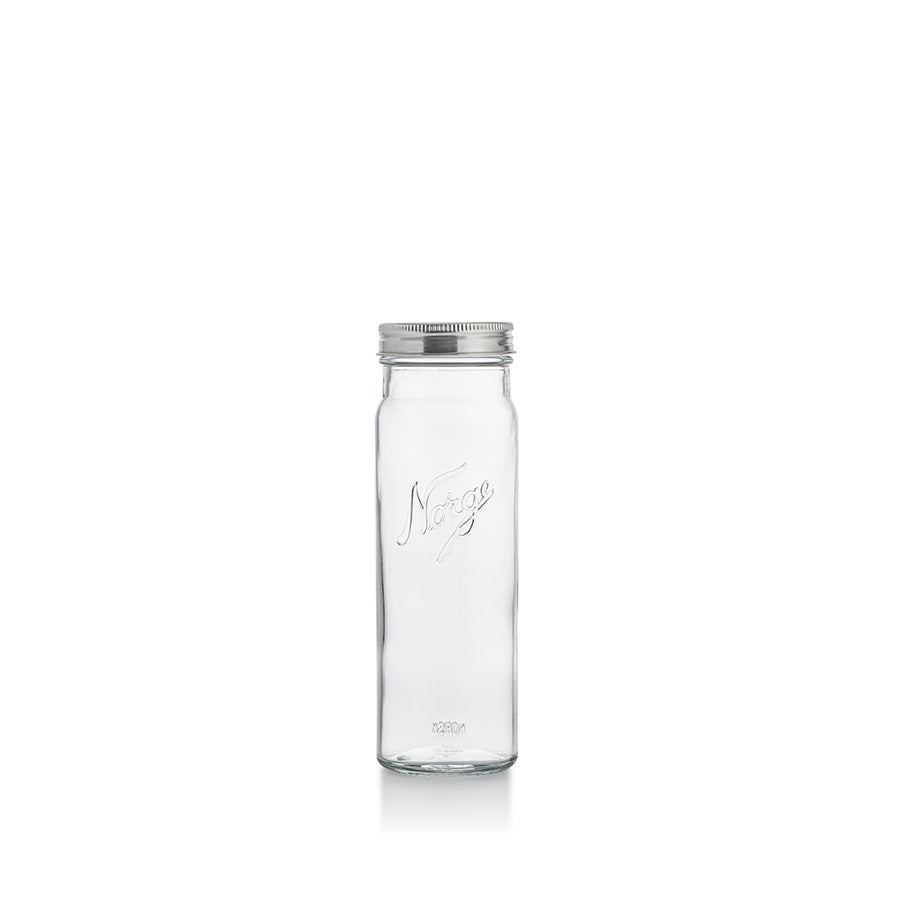 NORGESGLASSET Norgesglass Flaske 0,5L i klart glass med skrukork, ideell for servering og oppbevaring av drikke.