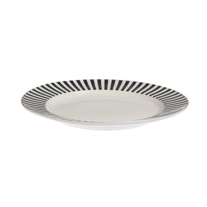 Nova Abby tallerken i profil, med sort stripe design og gullkant, egnet for stilfull servering.