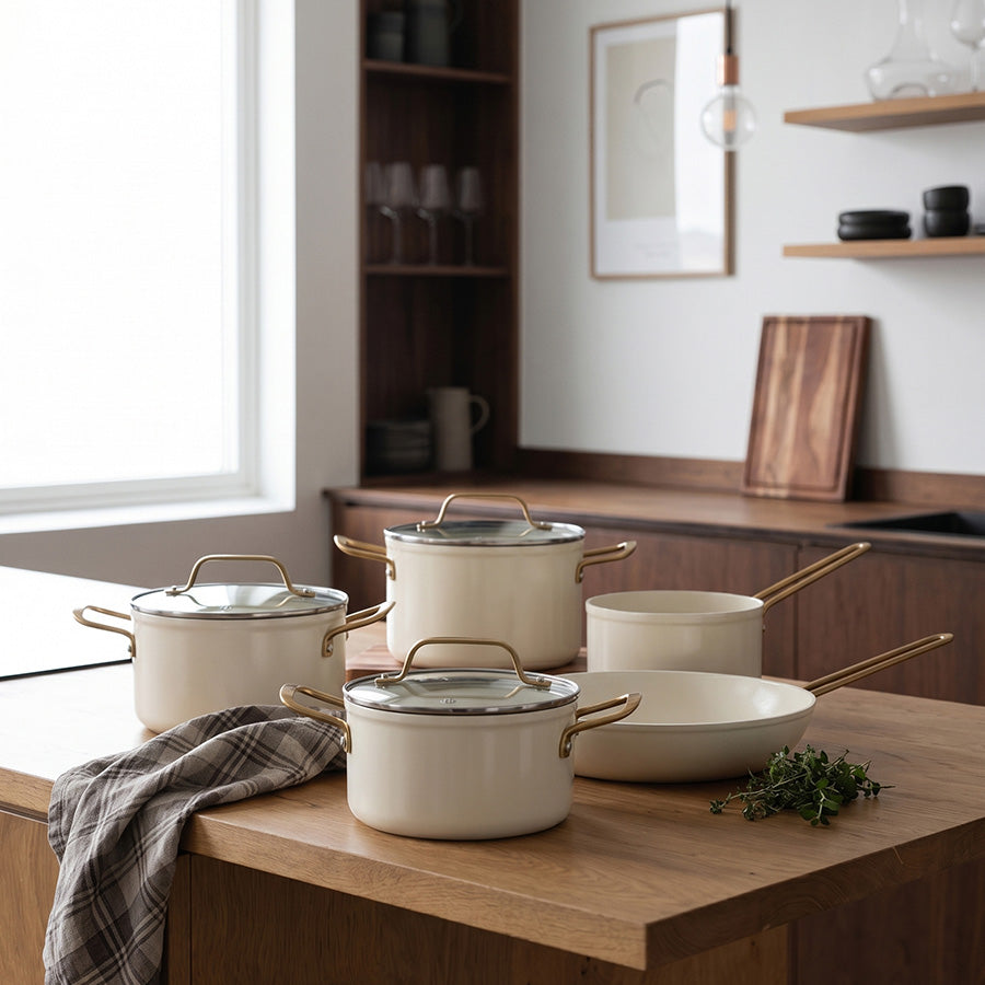 Nova Faye Grytesett +Stekepanne 28cm Keramisk Belegg 6 Deler Krem