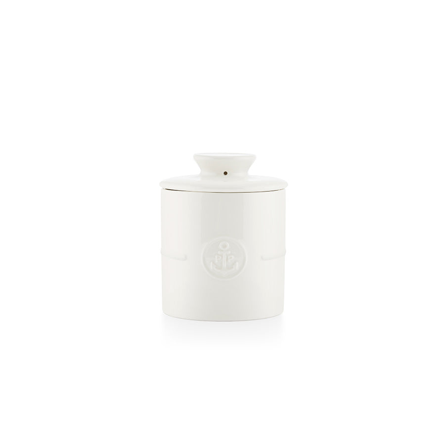 Porsgrund Porselænsfabrik Ildfast Smørklokke 10x12,4cm Hvit, en elegant smørklokke i hvitt ildfast porselen, designet for å holde smøret mykt og lett tilgjengelig, perfekt for frokostbordet.