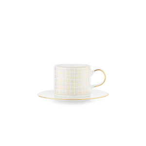 Porsgrund Porselænsfabrik Vivienne Gull Kaffekopp med skål, elegant design med gyldent mønster, ideell for te og kaffe.