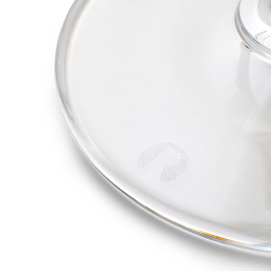 ROSENDAHL – Detaljfoto av Rosendahl Grand Cru Soft Glass Brennevinsglass 2pk 24cl, fokus på glasskanten og klar designoverflate på brennevinsglass