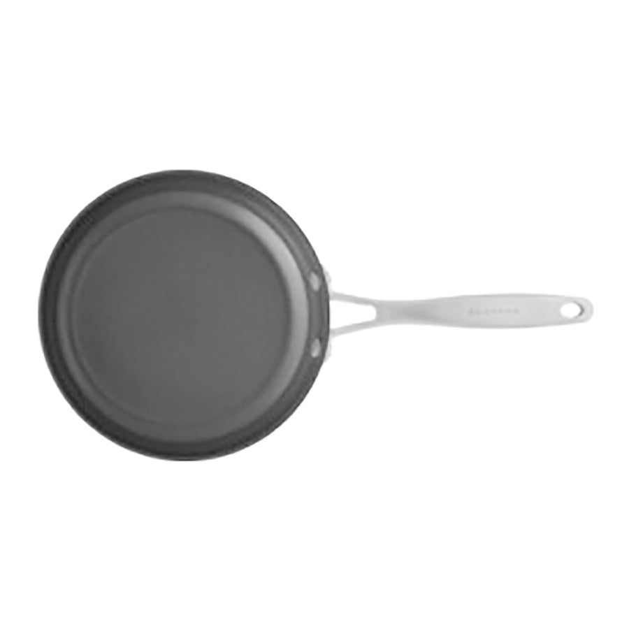 Scanpan Nura stekepanne 20 cm sett ovenfra med jevn stekeflate og ergonomisk håndtak