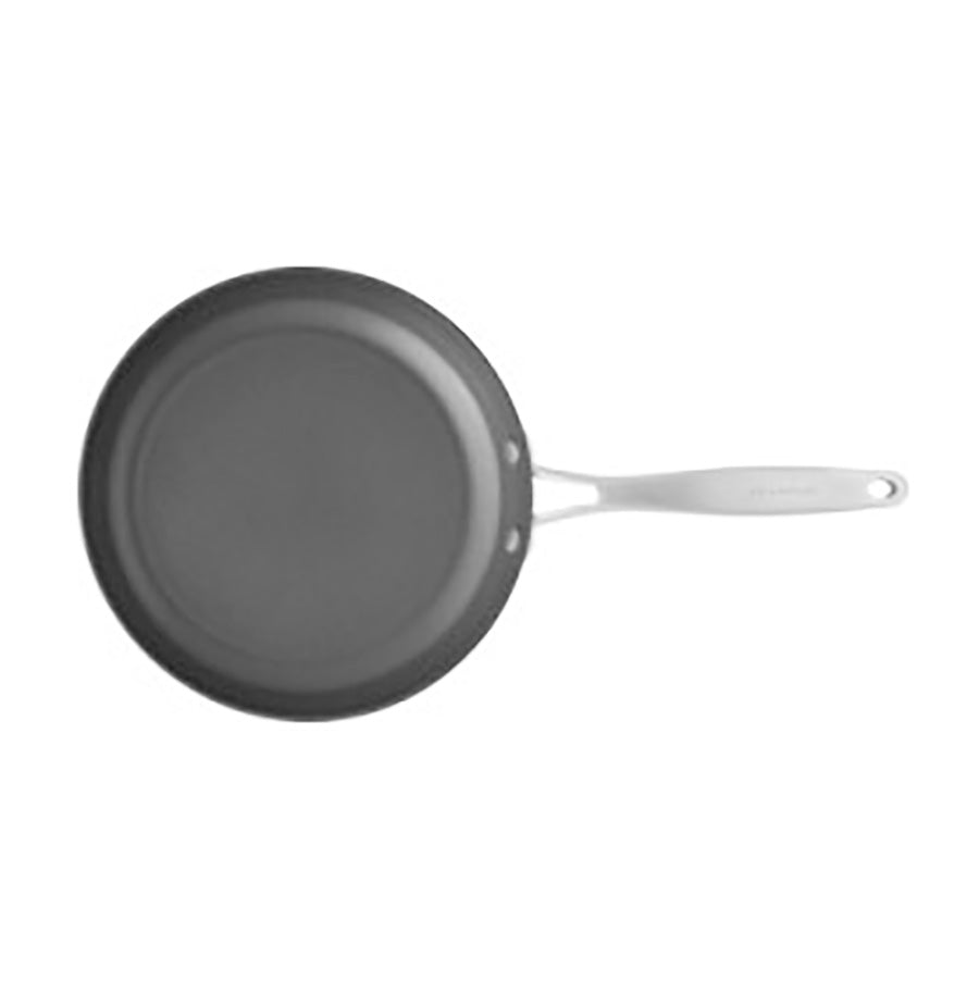 Scanpan Nura 24 cm stekepanne sett ovenfra med rund stekeflate og stålhåndtak