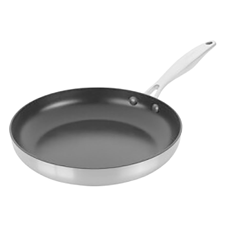 Scanpan Nura 28 cm stekepanne sett ovenfra med romslig stekeflate og slitesterkt non-stick-belegg