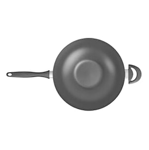Scanpan Sava 32 cm wokpanne sett ovenfra med høye sider, langt håndtak og ekstra støttehåndtak