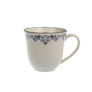 Seasons Fall Collection kopp i hvit porselen med blå blomsterbord, elegant design og praktisk til daglig bruk, 400 ml.
