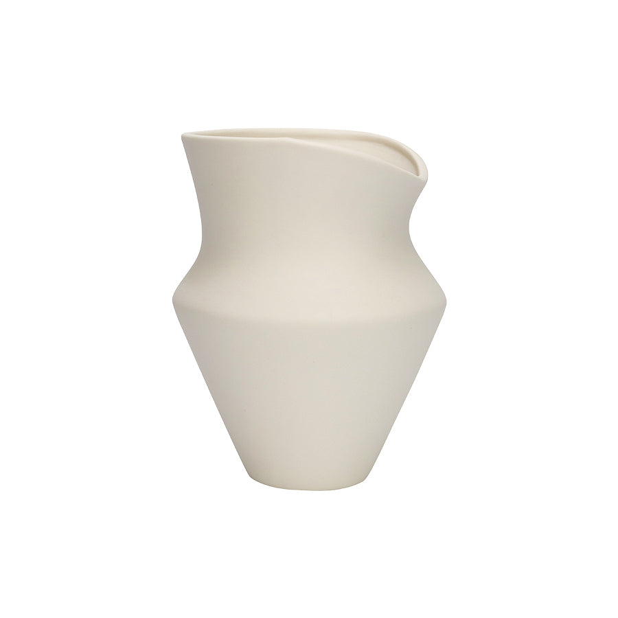 SEASONS Seasons Summer Collection Vase keramikk 15,5 cm – matt liten Vase med skulpturell form på hvit bakgrunn