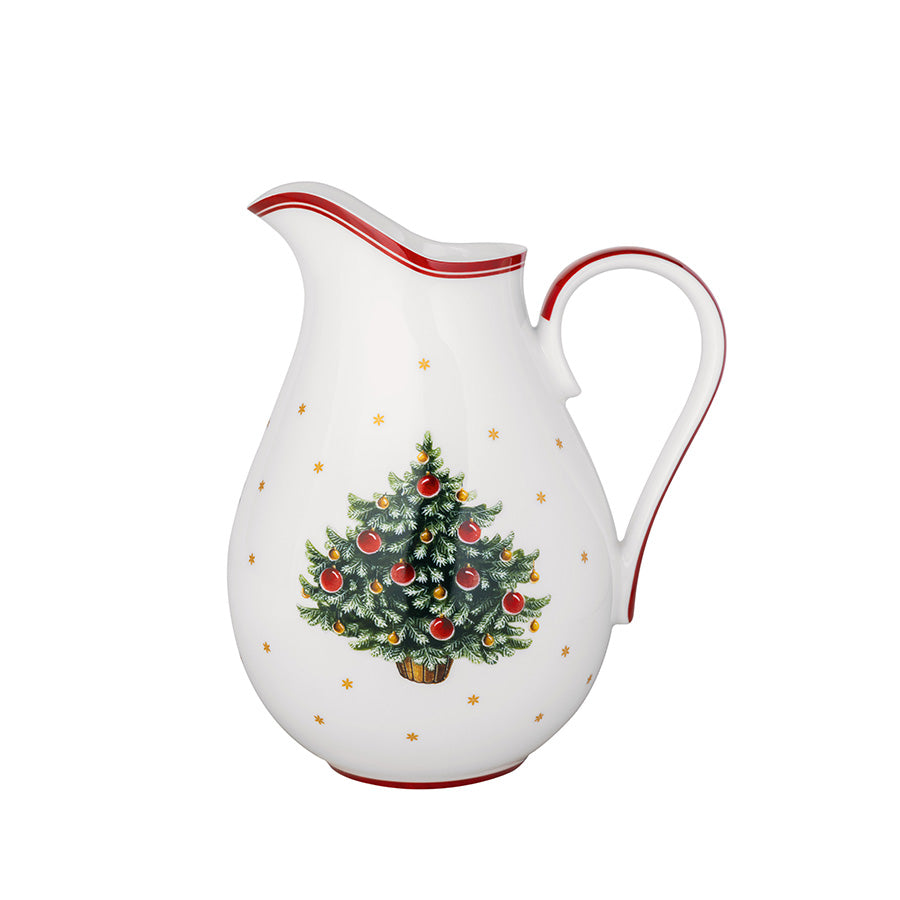 Villeroy & Boch Toy's Delight mugge i hvitt porselen med juletre, røde detaljer og klassisk julemotiv