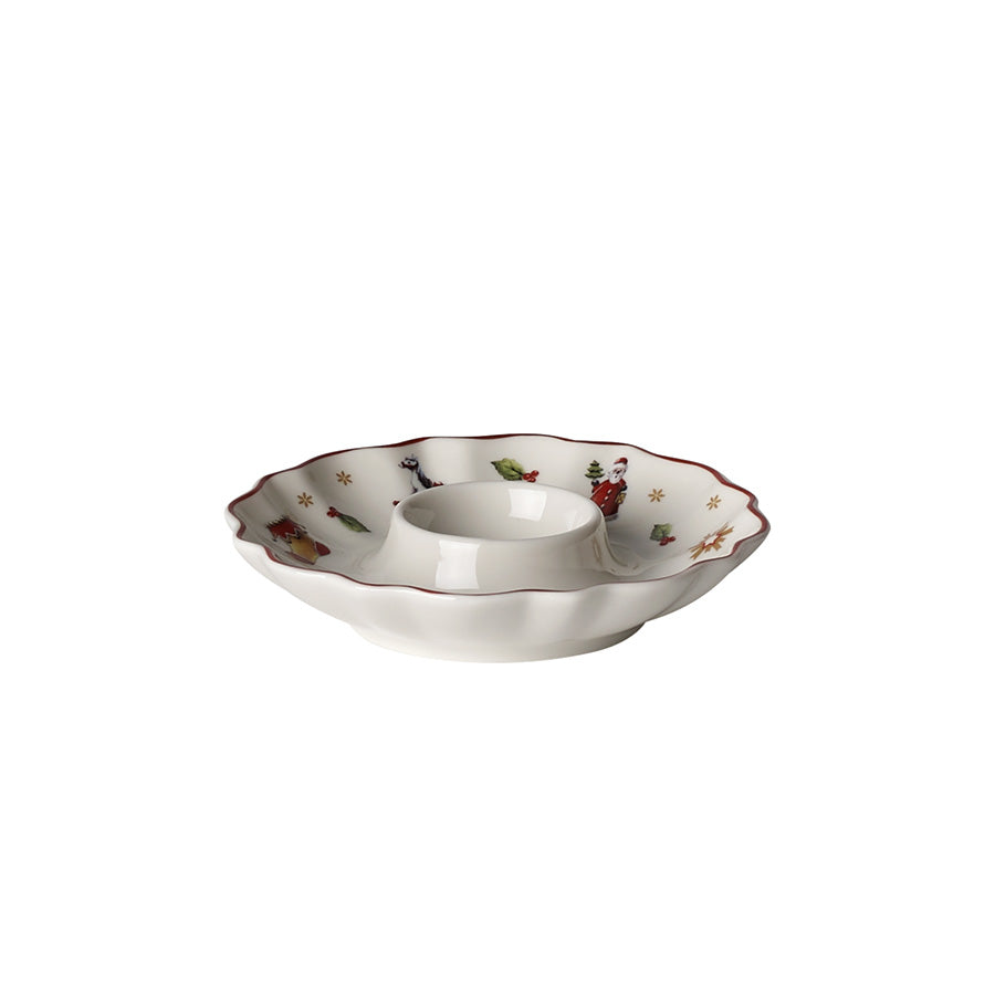 Villeroy & Boch Toy's Delight eggeglass i hvitt porselen med bølget kant og dekorative julemotiver, sett fra siden