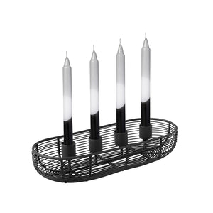 Avlang adventsstake i sort metall med plass til fire kronelys