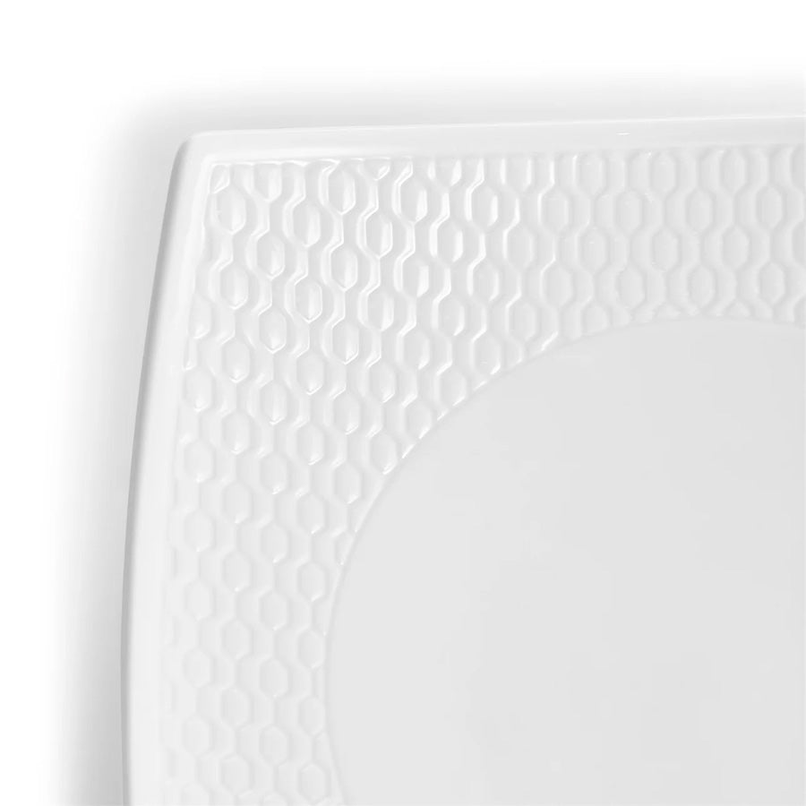 Wedgwood Gio Skulptur Bolle 14x14cm - moderne og stilren bolle, designet for å bruke som dekorativ skål til frukt eller nøtter.