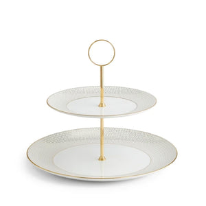 Wedgwood Gio Gold etasjefat med to lag – elegant benporselen med 22 karat gullkant og geometrisk mønster, perfekt for servering av søtsaker.