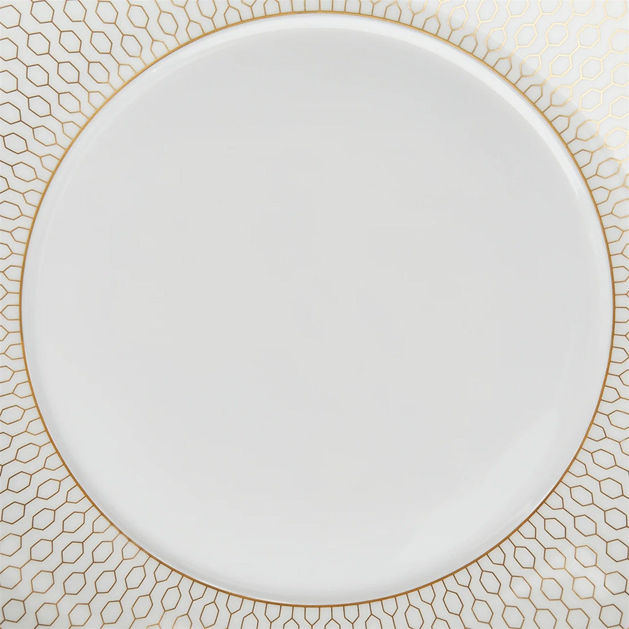 Wedgwood Gio Gold Tallerken 17cm - Tidløs tallerken i benporselen med delikat gullkant, ideell for brunch og ettermiddagste.