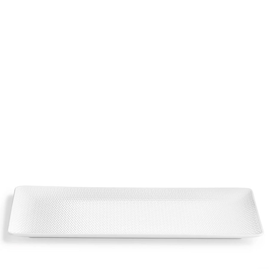Rektangulært Wedgwood Gio serveringsfat 32 cm, designet for stilfull servering av mat, med moderne og elegant utseende.
