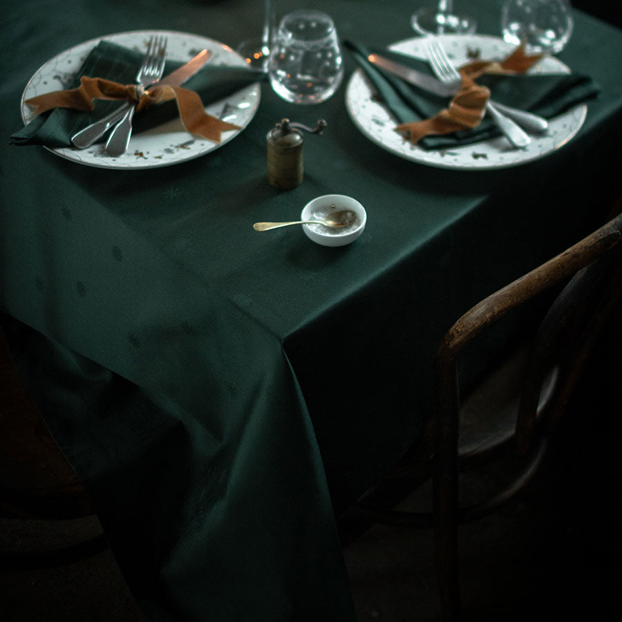 Wik & Walsøe Julemorgen Damaskduk 140x240cm Grønn