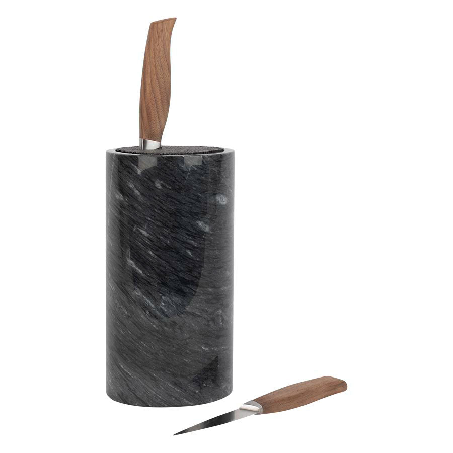 Grå knivblokk med trehåndtakte kniver, elegant design for moderne kjøkkendekor.