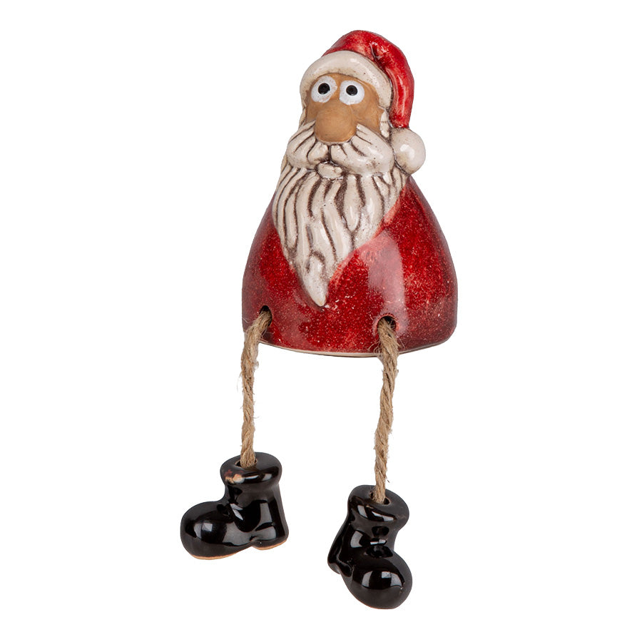 Rød keramikk nisse med hvitt skjegg og dinglende svarte støvler, 8 cm julepynt