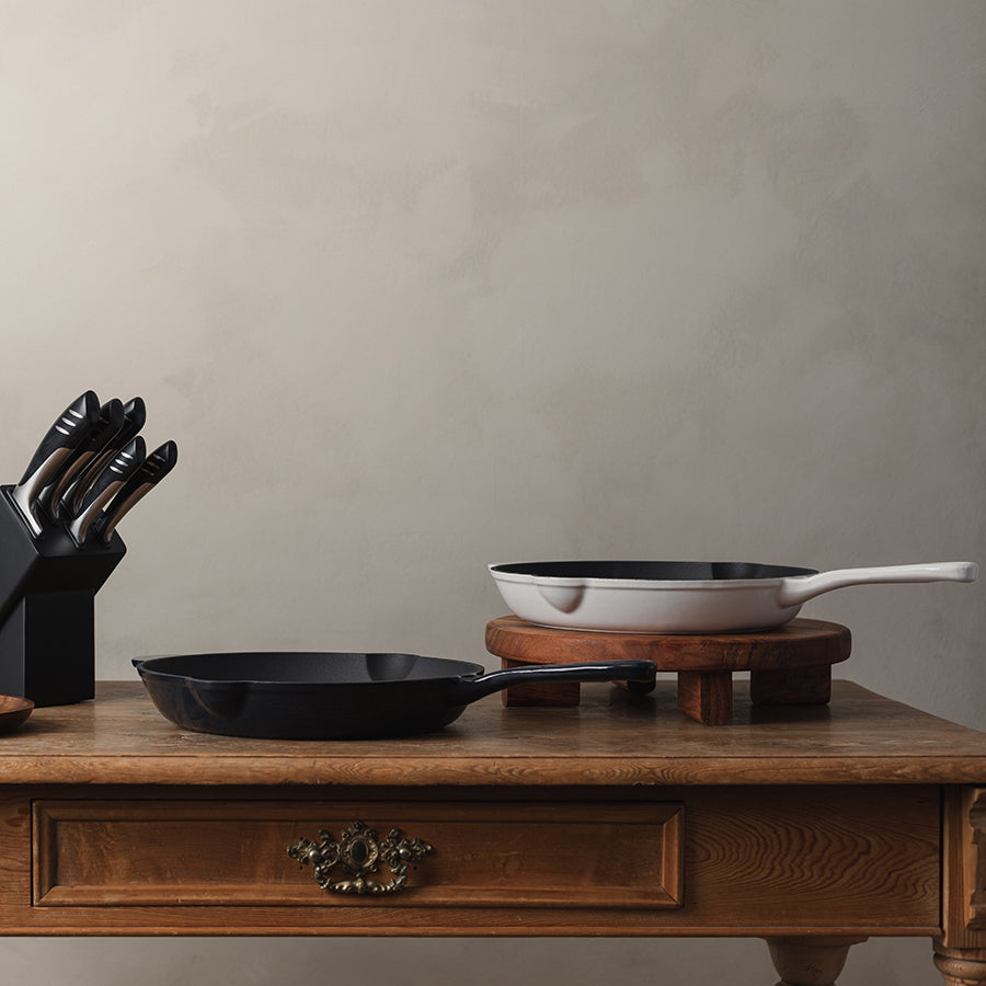 Christiania 1739 Støpejernspanne 27cm Hvit