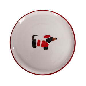 Christmas Collection Dachs tallerken i hvitt porselen med klassisk rød kant og dekorativ dachshundfigur, 21 cm