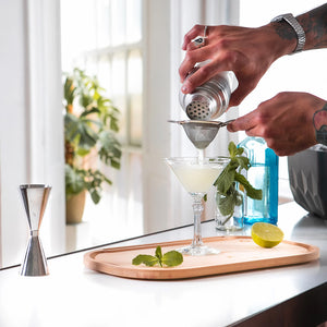 Cocktail Club sil – nærbilde av finmasket sil i rustfritt stål