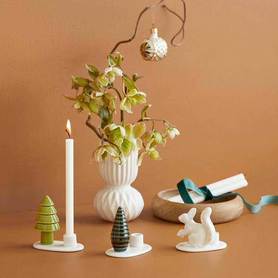 WINTER STORIES FLOCK SQUIRREL