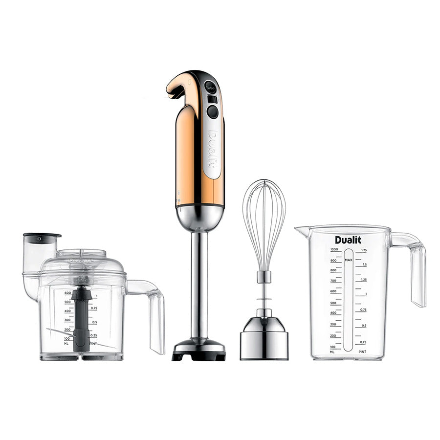 Dualit stavmikser med tilbehør, inkludert 1-liters målebeger, ballongvisp og hakke-bolle, i elegant kobberdesign for variert bruk på kjøkkenet.