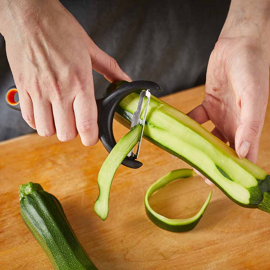 Fiskars Functional Form Skreller Tverrgående Blad
