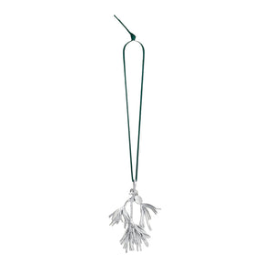 Forkrommet Flora Danica grangrein i aluminium som hengende julepynt, 6 x 5 cm