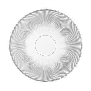 Oversiktsbilde av klar serveringsbolle med rillemønster, fra Hadeland Glassverk, som fremhever lysspill.
