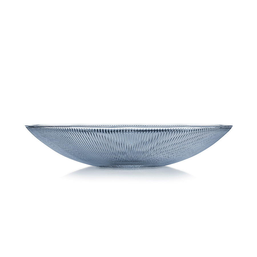 Profilbilde av Hadeland Glassverk Siri serveringsbolle i blått, med rillemønster, perfekt for elegant borddekor.