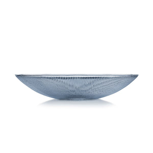 Profilbilde av Hadeland Glassverk Siri serveringsbolle i blått, med rillemønster, perfekt for elegant borddekor.