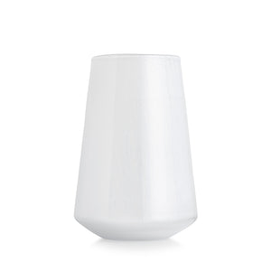 Hadeland Glassverk Dugg vase i hvit farge, 20 cm høy, med tidløs design og elegant form, ideell for blomsteroppsatser.
